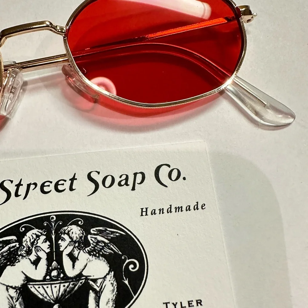Red Oval Women's Fashion Sunglasses with Gold Frame